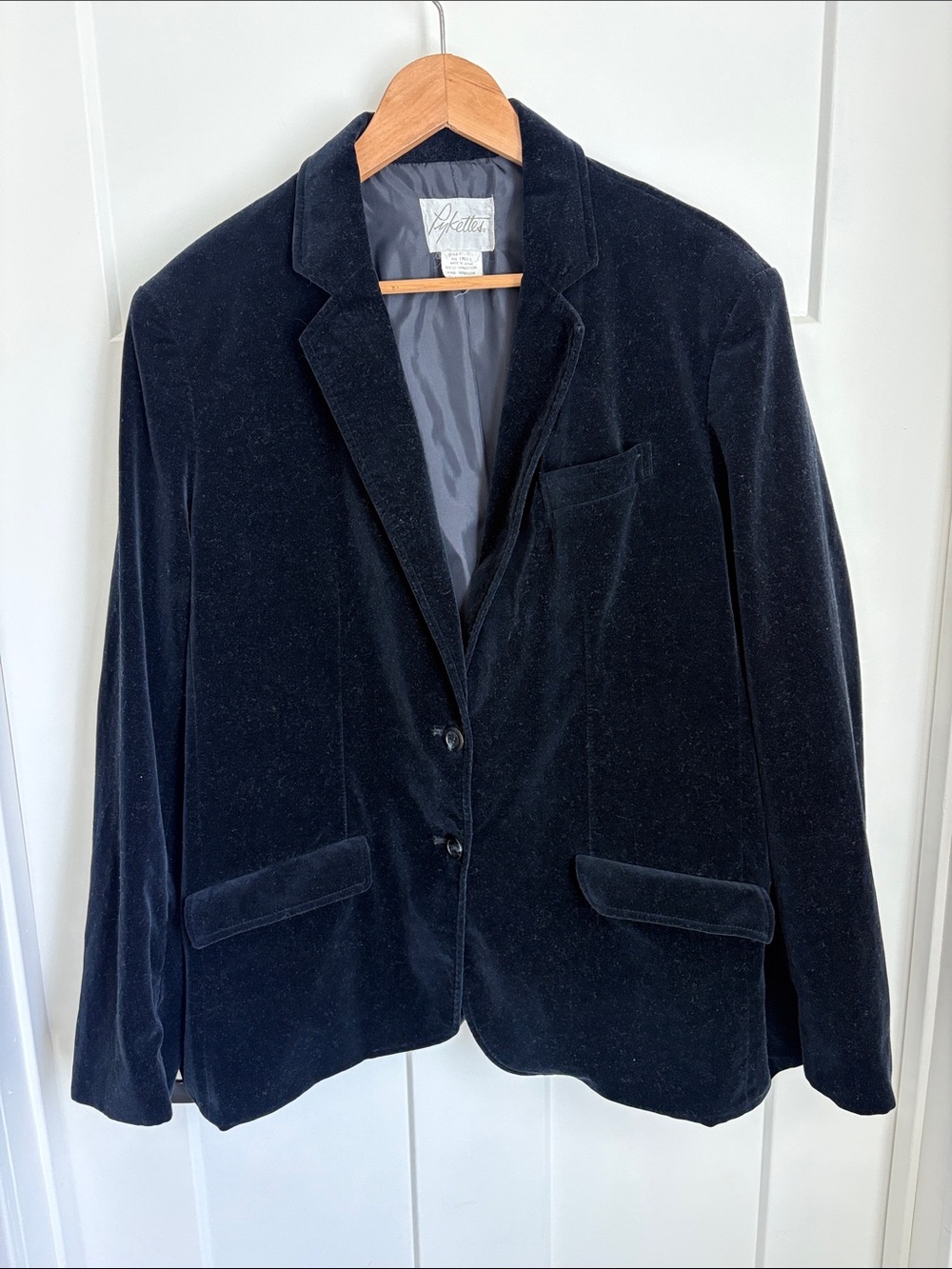 Vintage Black Velvet look Blazer - Classic Tailored Jacket